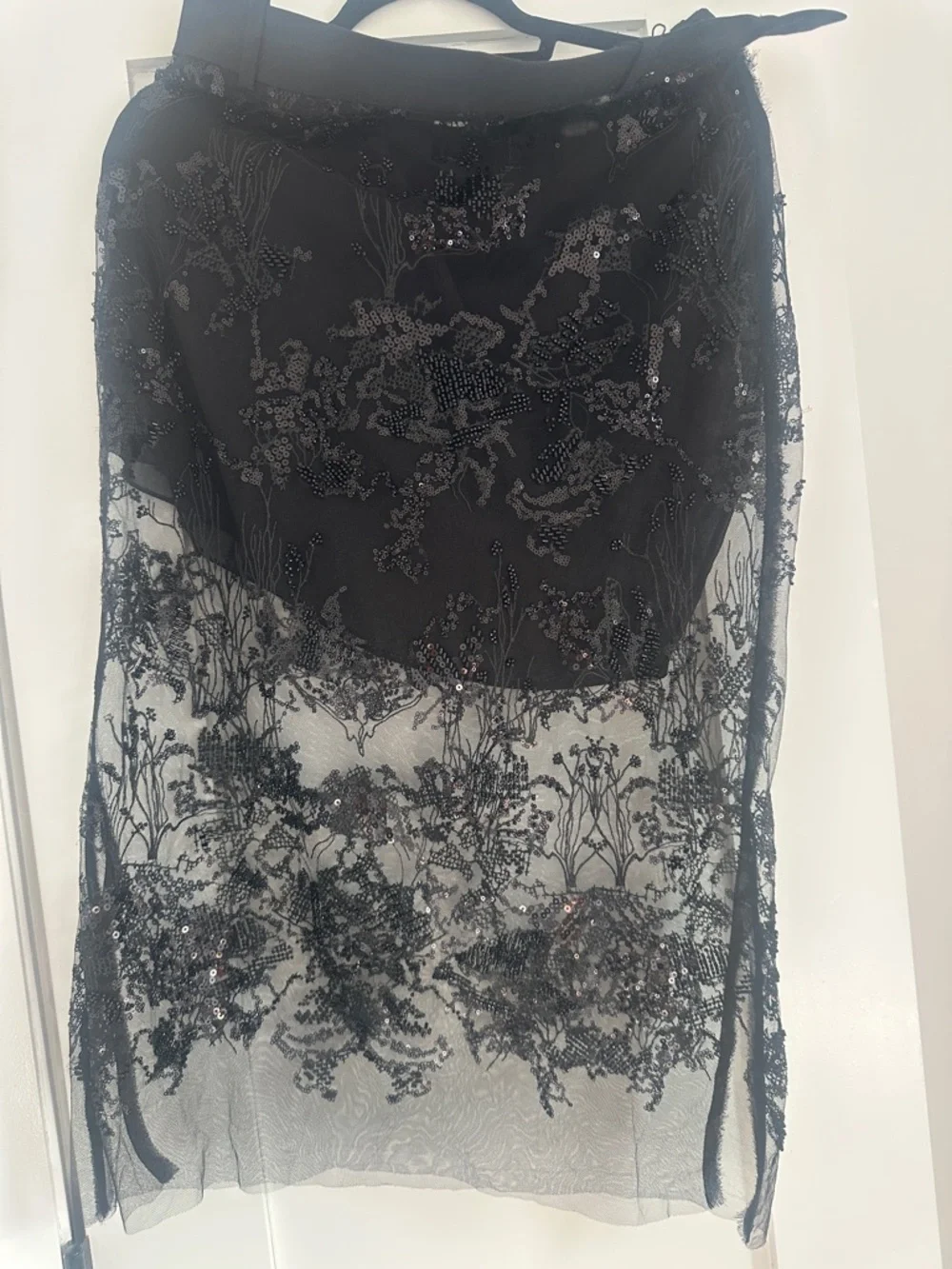 Zara Black Skirt with Branded Waist Label - Picture 2 of 7